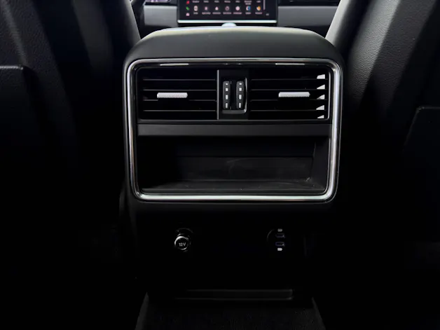 Porsche Cayenne E-Hybrid Coupé Platinum Edition