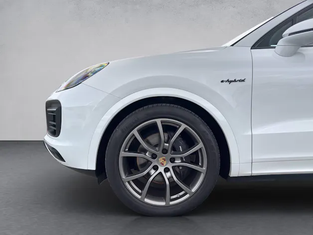 Porsche Cayenne E-Hybrid Coupé Platinum Edition
