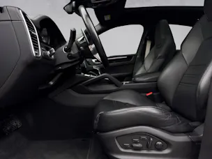 Porsche Cayenne E-Hybrid Coupé Platinum Edition