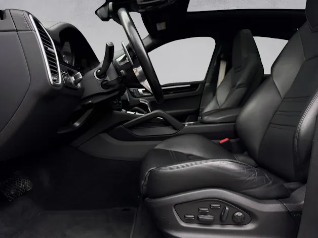 Porsche Cayenne E-Hybrid Coupé Platinum Edition