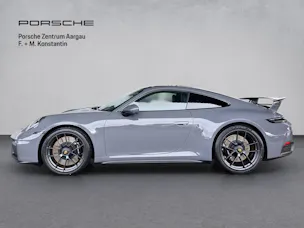 Porsche 911 Carrera 4 GTS