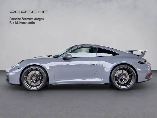 Porsche 911 Carrera 4 GTS
