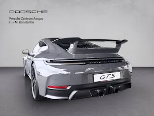 Porsche 911 Carrera 4 GTS
