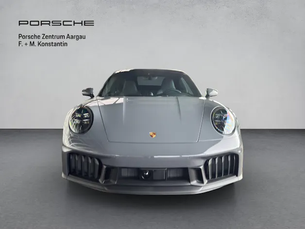 Porsche 911 Carrera 4 GTS