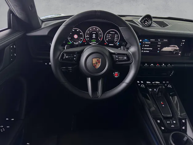 Porsche 911 Carrera 4 GTS