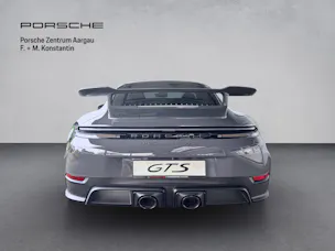 Porsche 911 Carrera 4 GTS