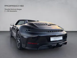 Porsche 911 Carrera 4 GTS Cabriolet