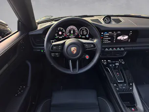 Porsche 911 Carrera 4 GTS Cabriolet
