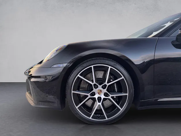 Porsche 911 Carrera 4 GTS Cabriolet