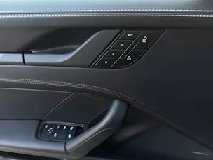 Porsche 911 Carrera 4 GTS Cabriolet