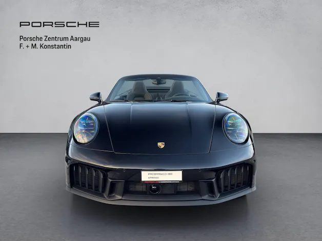 Porsche 911 Carrera 4 GTS Cabriolet