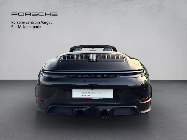 Porsche 911 Carrera 4 GTS Cabriolet