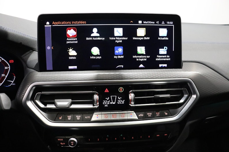 Vehicle image BMW iX3