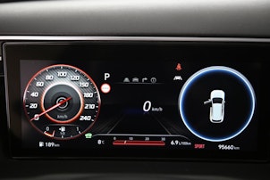 Vehicle image HYUNDAI Tucson 1.6 T-GDi HEV Vertex 4WD