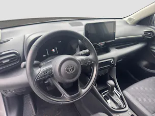 Toyota Yaris 1.5 VVT-i HSD Trend