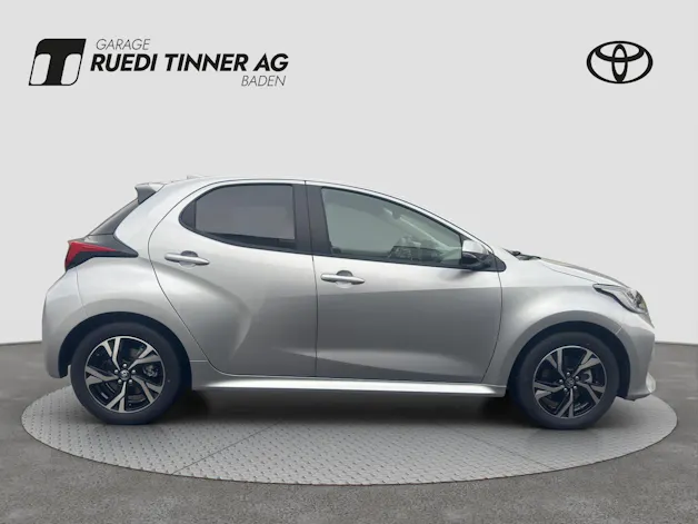 Toyota Yaris 1.5 VVT-i HSD Trend