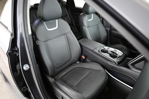 Vehicle image HYUNDAI Tucson 1.6 T-GDi HEV Vertex 4WD