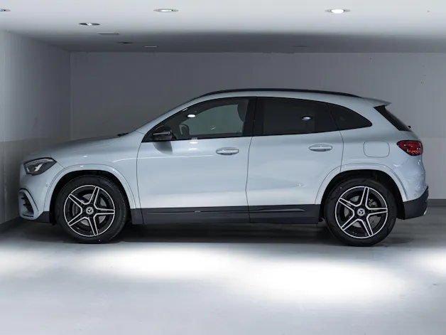 Mercedes-Benz GLA 220 d 4MATIC