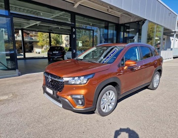 Vehicle image SUZUKI S-CROSS 0 Vehicle image SUZUKI S-CROSS 0