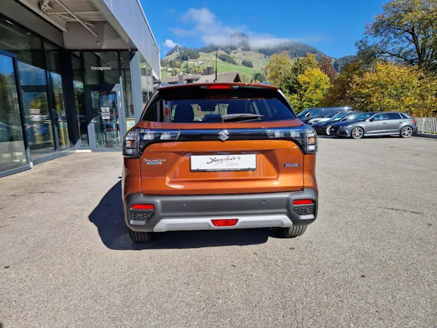 Suzuki S-Cross 1.4 T Compact+ Hybrid 4x4