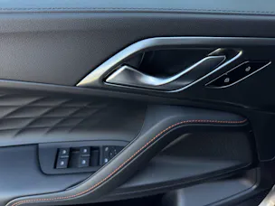 MG HS 1.5 Hybrid Luxury