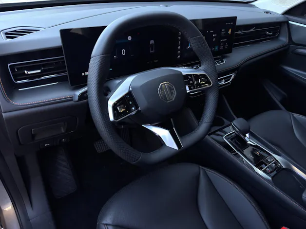 MG HS 1.5 Hybrid Luxury