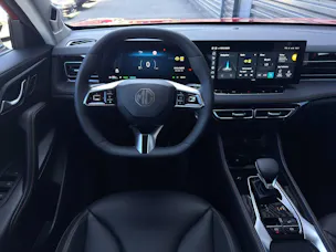 MG HS 1.5 Hybrid Luxury