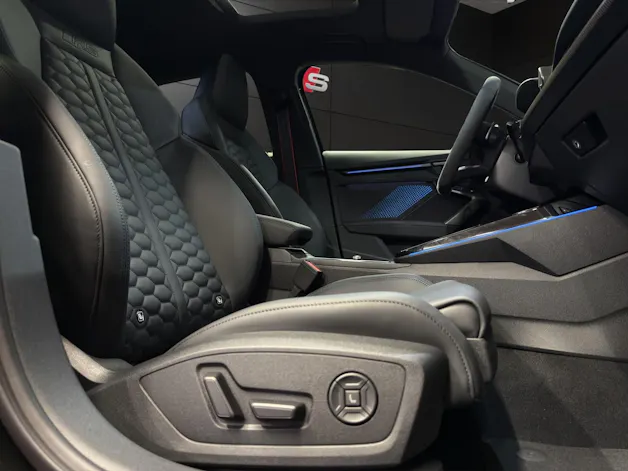 Audi RS3 Sportback 2.5 TSI quattro S-tronic