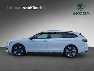 Škoda Superb Combi 2.0 TSI Sportline 4x4 DSG