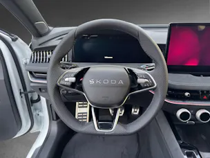 Škoda Superb Combi 2.0 TSI Sportline 4x4 DSG