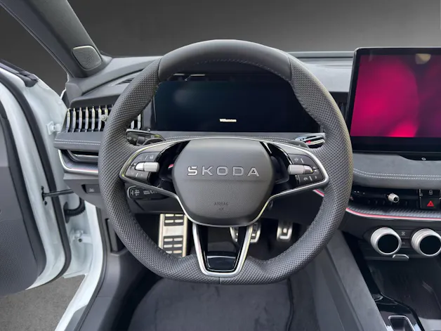 Škoda Superb Combi 2.0 TSI Sportline 4x4 DSG
