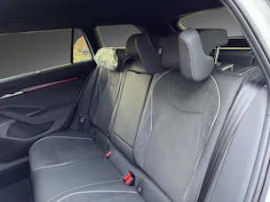 Škoda Superb Combi 2.0 TSI Sportline 4x4 DSG