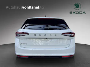 Škoda Superb Combi 2.0 TSI Sportline 4x4 DSG