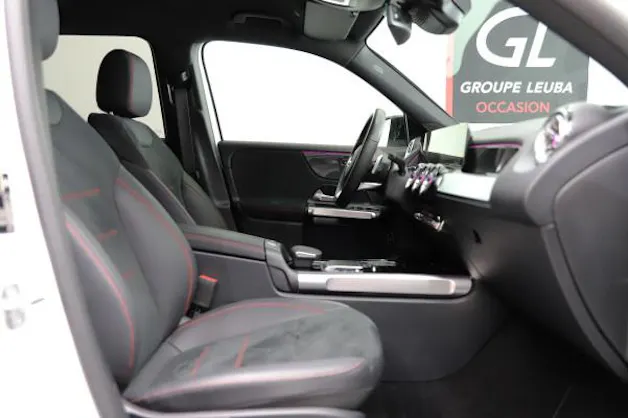 Mercedes-Benz GLB 250 AMG Line 4 MATIC