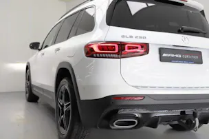 Mercedes-Benz GLB 250 AMG Line 4 MATIC