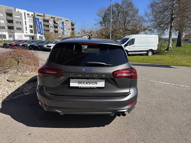 Ford Focus Kombi 1.0i EcoB 155 ST-Line
