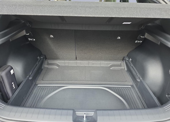 Vehicle image 12 Vehicle image 12