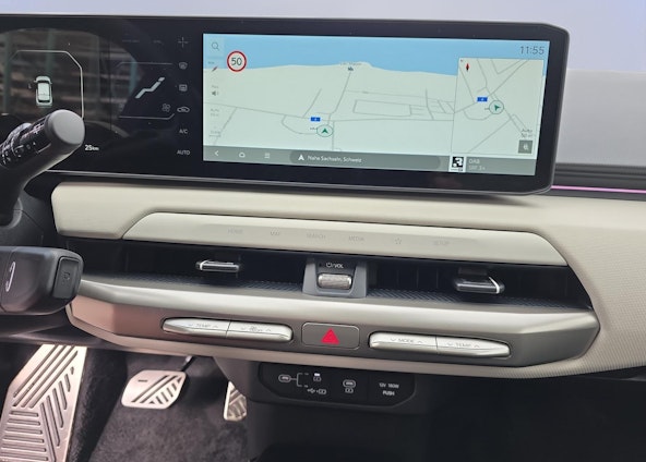 Vehicle image 14 Vehicle image 14