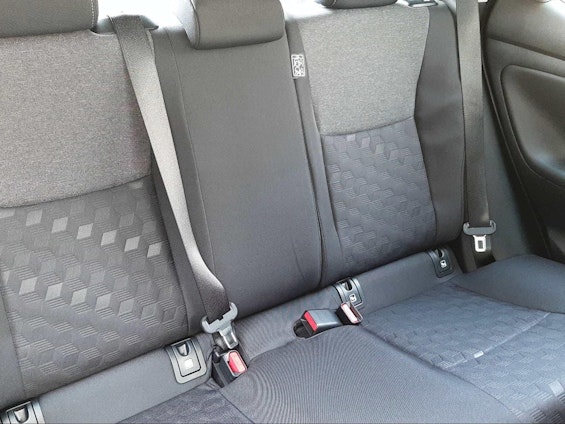 Vehicle image 15 Vehicle image 15