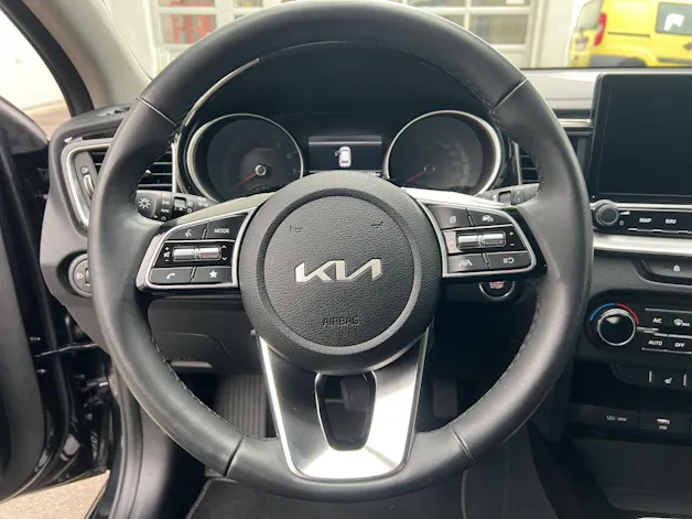 Kia Ceed SW 1.5 T-GDi MHEV Power