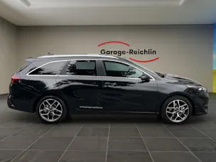 Kia Ceed SW 1.5 T-GDi MHEV Power