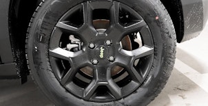 Vehicle image JEEP Avenger 1.2 MHEV Upland 4xe