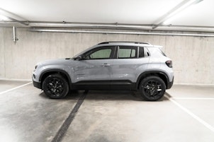 Vehicle image JEEP Avenger 1.2 MHEV Upland 4xe