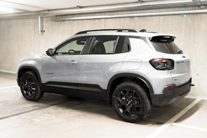 Vehicle image JEEP Avenger 1.2 MHEV Upland 4xe