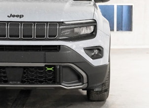 Vehicle image JEEP Avenger 1.2 MHEV Upland 4xe