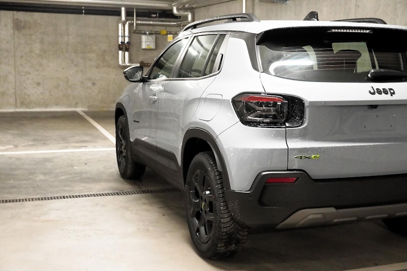 Vehicle image JEEP AVENGER