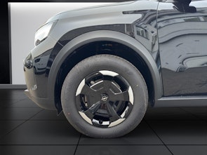 Vehicle image OPEL Frontera 1.2 T HEV Edition