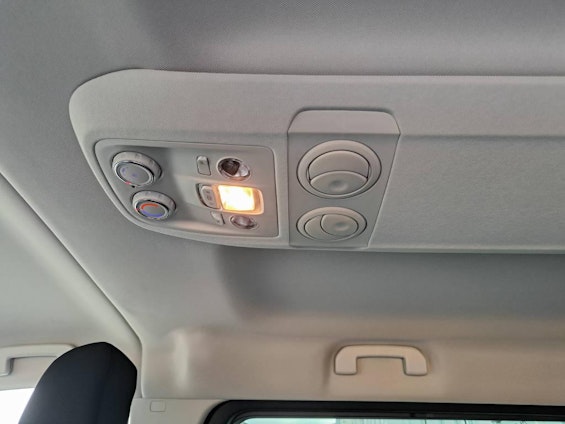 Vehicle image 12 Vehicle image 12