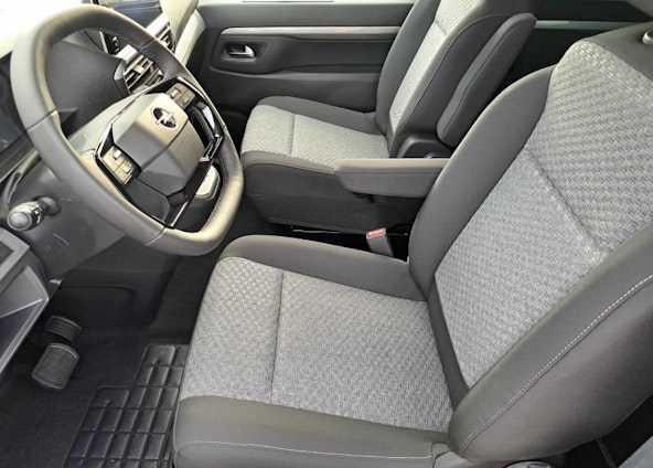 Vehicle image 7 Vehicle image 7