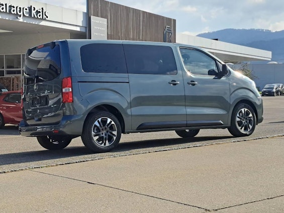 Vehicle image 5 Vehicle image 5